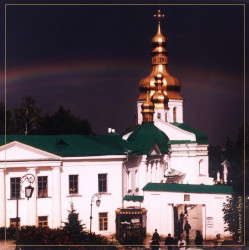 slawek 
* po burzy swieci slonko * Kiev * 
87 
2004-05-17 23:29:23