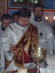 mirek 
pryimite jadite sije jest tielo moje..... 
2004-06-10 23:26:26