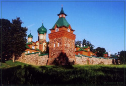 slawek 
* na Swietej gorze, gdzie stapala Bogurodzica * Piuchticy * 
71 
2004-07-06 21:26:58