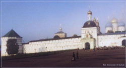 slawek 
* poranna panorama lawry * Siergiew Posad * 
2004-08-11 22:25:07