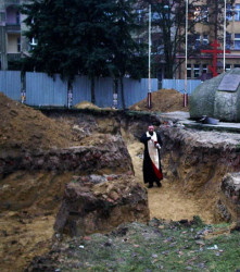 zograf 
Swiecenie wykopow pod fundamenty nowej cerkwi w Szczecinie 
39 
2004-08-29 21:53:44