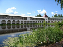 shumelena 
Tihvinskiy monastir 
2004-09-03 21:36:29