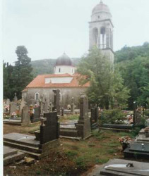 srbija 
Srpska crkva iznad Bijele u Crnoj Gori / Serbian church beyond Bijela in Montenegor 
2004-09-21 23:36:52