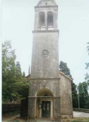 srbija 
Srpska crkva iznad Bijele u Crnoj Gori 2 / Serbian church beyond Bijela in Montenegro 
2004-10-01 20:44:29