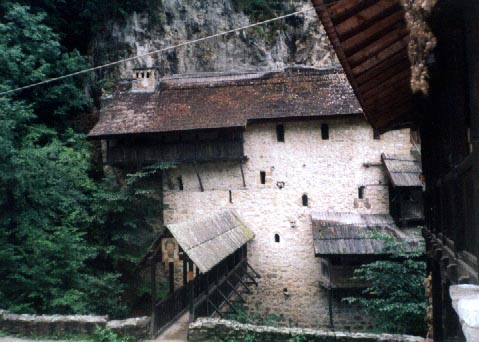 Manastir Crna Reka