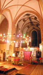 konachowicz 
church in  Wroclaw 
2004-12-11 21:36:06
