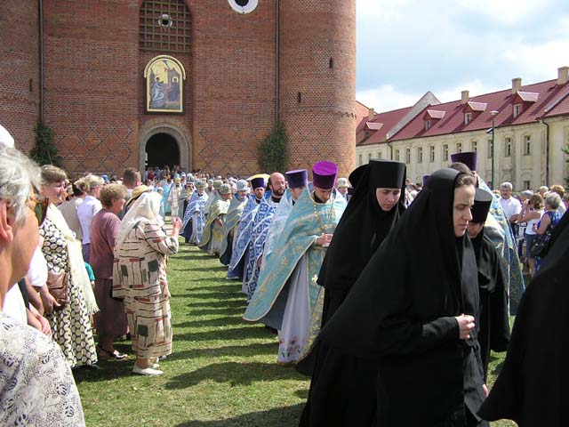 Swiateczna procesja - Suprasl 2004 r.