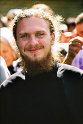 sandr 
The monk's smile 
2005-02-06 12:30:24