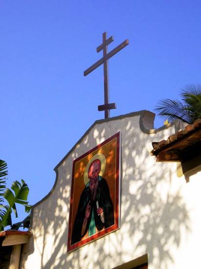 http://www.ecclesia.com.br/a_igreja_ortodoxa/igreja_polonia/main.htm