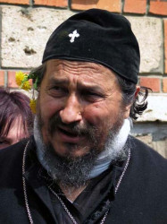 Dejan 
Владика Атанасије 
71 
2005-04-09 11:00:50