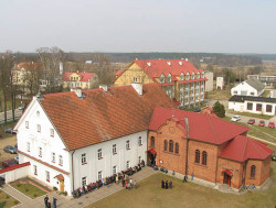 p_ch 
Cerkiew sw. Jana Teologa w meskim monasterze w Supraslu 
2005-04-10 16:29:45