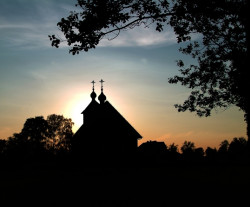 rps 
Zachód słońca nad Bugiem 
112 
2005-04-24 22:28:38