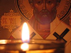 perovict 
St NIcholas and vigil lamp 
81 
2005-05-11 00:05:00