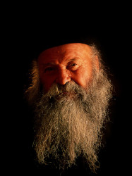 Vassileios 
light of the vespers; kindly light 
136 
2005-05-14 19:10:06
