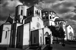 vlad 
Hram i crkva Svetog Save-Vracar Beograd 
2005-08-15 14:57:07