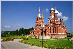 Sergei 
The Cross Exaltation Cathedral 
147 
2005-10-15 12:29:02