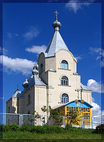 Церковь в селе Буяни, Волынская область, Украина