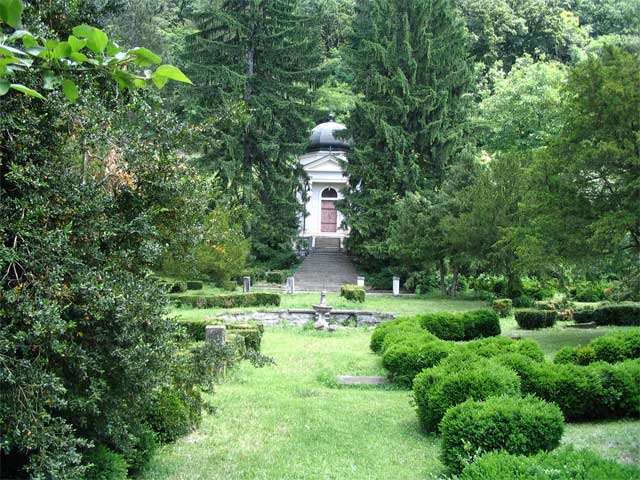 Park manastira Beocin