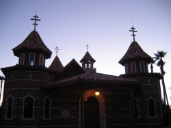 dtaram 
Chapel of St. George at dawn 
2005-11-02 05:26:59
