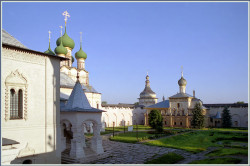 Sergei 
The Awakening of the Rostov Kremlin 
2005-11-05 21:51:39