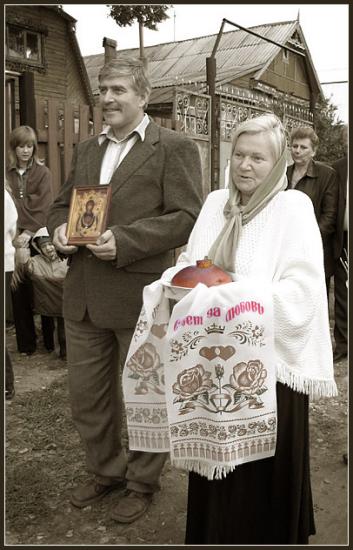 Хлебом земным и Небесным...