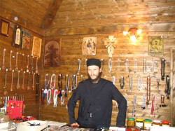 Ognjen 
Monah u manastiru Kovilj 
2005-12-05 17:52:09