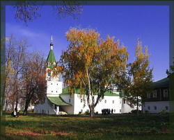 alladob 
Золото монастырской осени 
2005-12-15 22:12:13