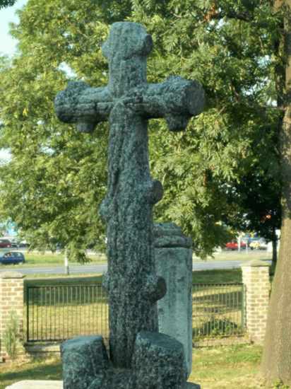 krzyż kamienny