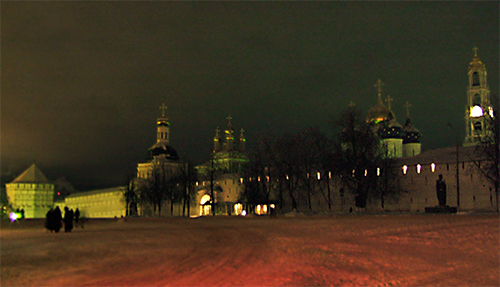 Troitse-Sergieva Lavra at winter night