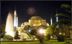 lnazarko 
Konstantynopol - Hagia Sophia 
2006-01-05 13:56:45