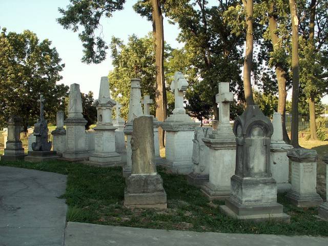 las nagrobków