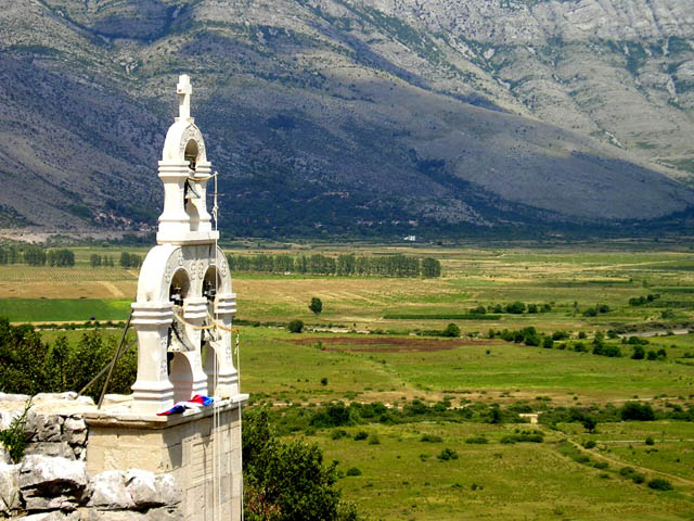manastir ZAVALA