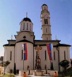 dragoj03 
Манастир Св. Василија Острошког, Бијељина, Република С/ 
2006-03-03 19:09:15