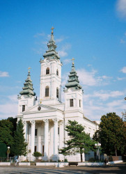 Zoran Sremski 
Бечеј, црква св. Георгија 
2006-03-06 23:25:40