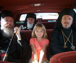 ugljesa 
"Pustite decu neka dolaze meni, i ne branite im, jer je takvih Carstvo  Bozije" Mk. 10:14 
203 
2006-03-11 08:13:18