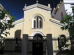 Nickos 
St. Andreas Chapel Athens 
2006-03-11 11:37:39