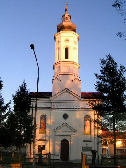 Храм Св Петра и Павла, Лешница