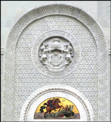 dragoj03 
Детаљ са маузолеја на Опленцу 
2006-04-01 09:54:02