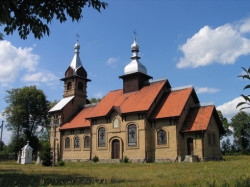 jarek 
St. Nicholas church in Zablocie, Poland 
2006-04-25 12:19:21
