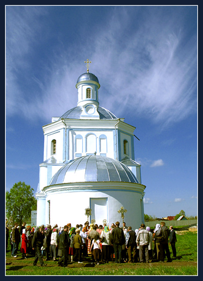 Ангелы вернулись в храм.