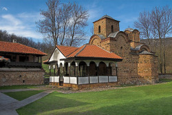 GuliVar 
Манастир Поганово 
2006-05-04 17:35:42