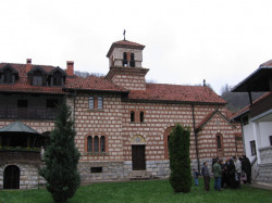 Zoran Sremski 
Манастир Ћелије 
2006-05-05 23:36:17