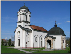 dragoj03 
Црква у селу Козјак код Лознице 
2006-05-08 23:59:25