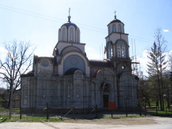 Ognjen 
Црква у Беочину-св.Василије Острошки Чудотворац 
2006-05-11 23:07:38