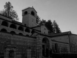 MCDave 
ЦЕТИЊЕ 
2006-05-13 15:45:57