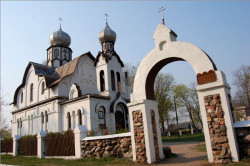 aleh69 
Сельская церковь 
2006-05-14 13:30:54