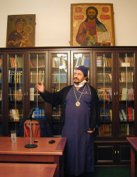 deacon Alex 
Владыка Афанасий (Евтич) 
2006-05-19 20:18:52