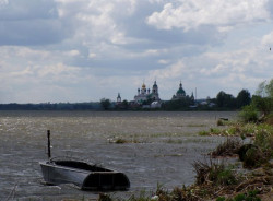zakgil 
Спасо-Яковлевский монастырь 
2006-05-21 15:37:07