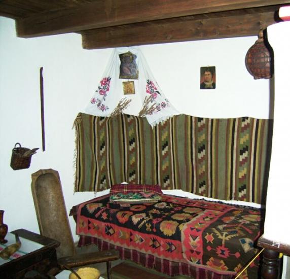 Cell for prayer in the old house of Ion Creanga