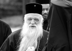 alik 
Metropolitan Ambrosios 
2006-06-01 15:08:08